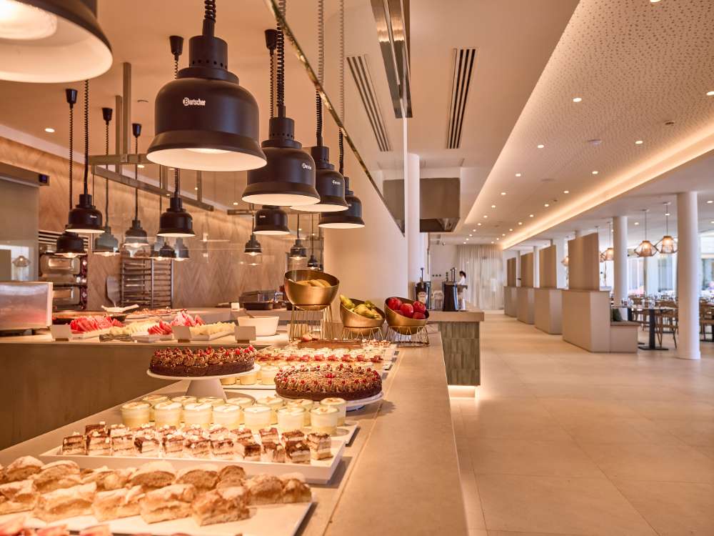 Tout compris Tout compris universal hotel romantica