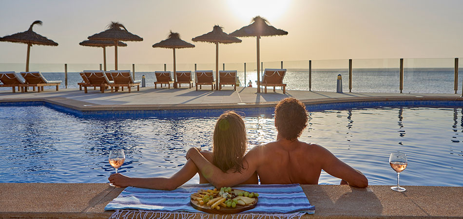 oferta reserva anticipada universal beach hotels