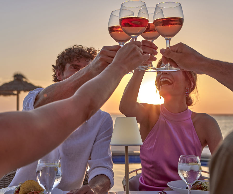 oferta early booking universal beach hotels