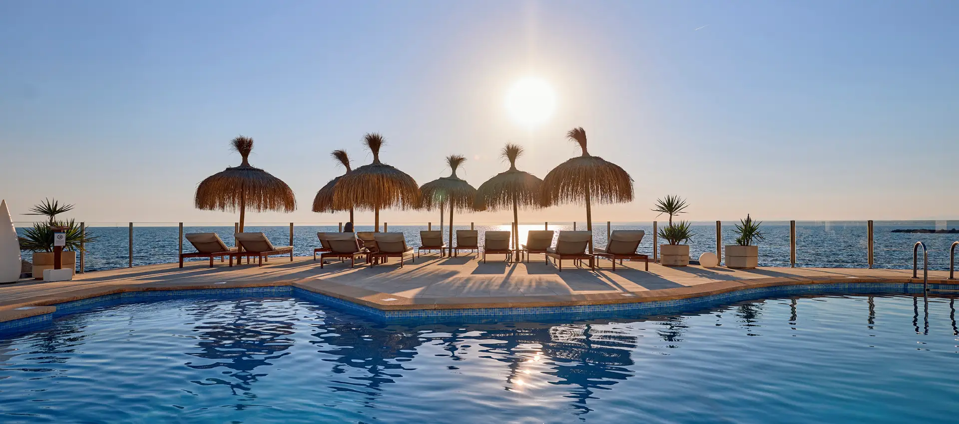 early booking universal beach hotels